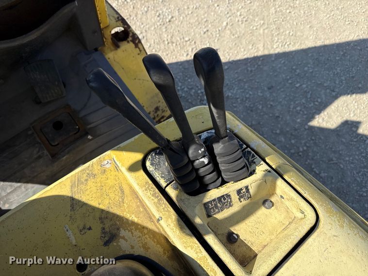 image for item DZ5321 Hyster H30XM forklift