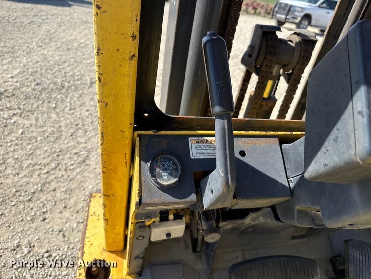 image for item DZ5321 Hyster H30XM forklift