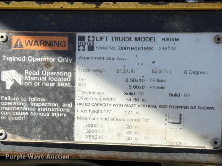 image for item DZ5321 Hyster H30XM forklift