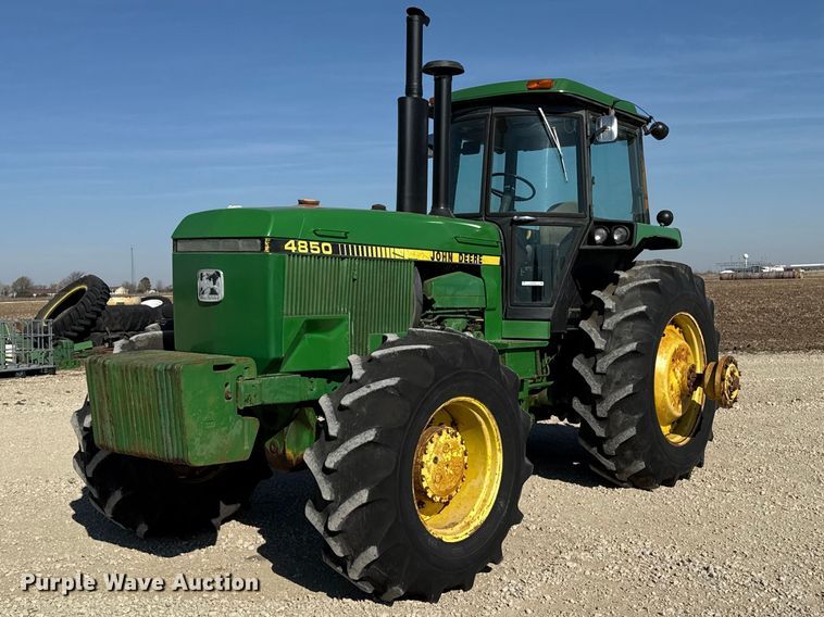 image for item DZ5322 1983 John Deere 4850 MFWD tractor