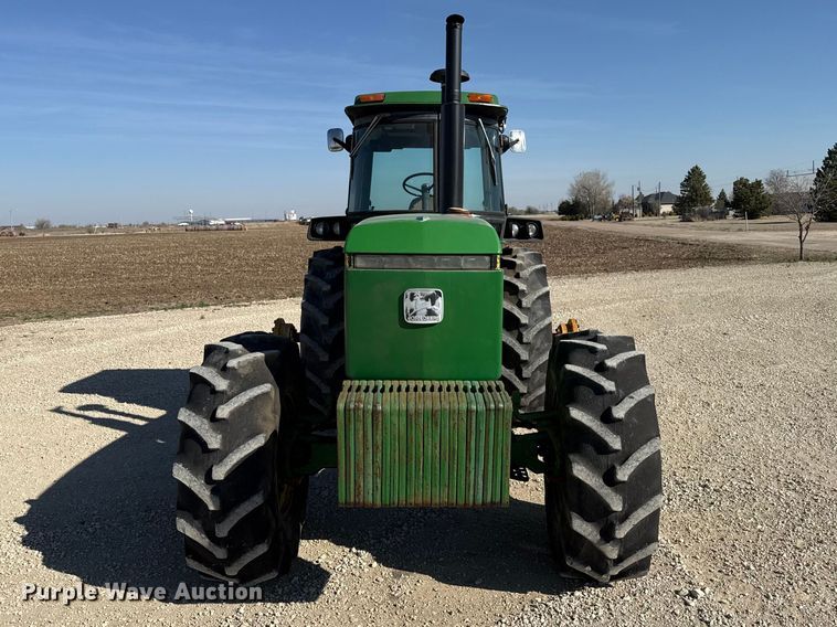 image for item DZ5322 1983 John Deere 4850 MFWD tractor