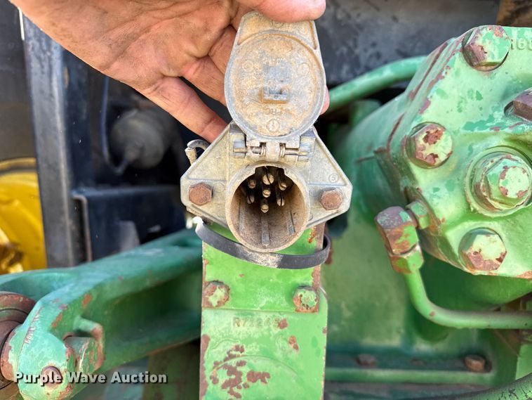 image for item DZ5322 1983 John Deere 4850 MFWD tractor