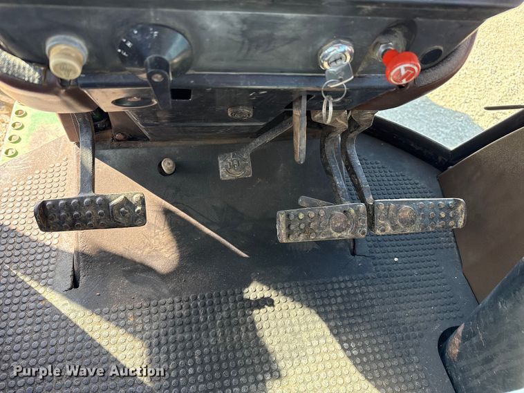 image for item DZ5322 1983 John Deere 4850 MFWD tractor