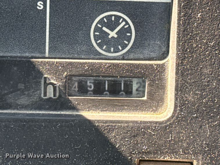 image for item DZ5322 1983 John Deere 4850 MFWD tractor