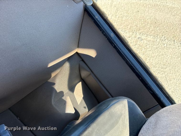 image for item DZ5322 1983 John Deere 4850 MFWD tractor