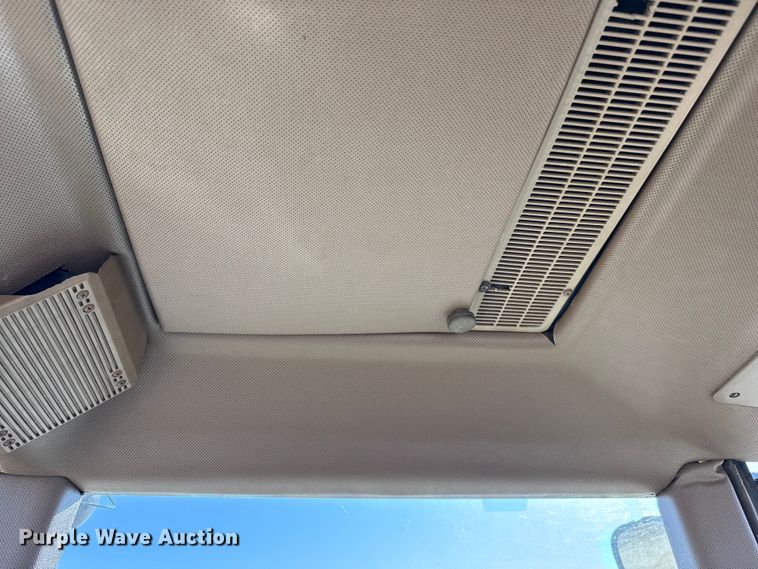 image for item DZ5322 1983 John Deere 4850 MFWD tractor