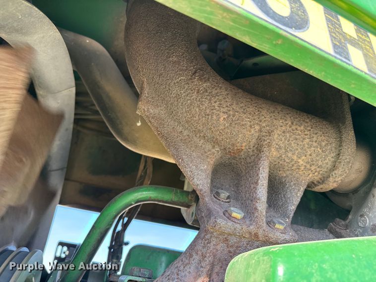 image for item DZ5322 1983 John Deere 4850 MFWD tractor