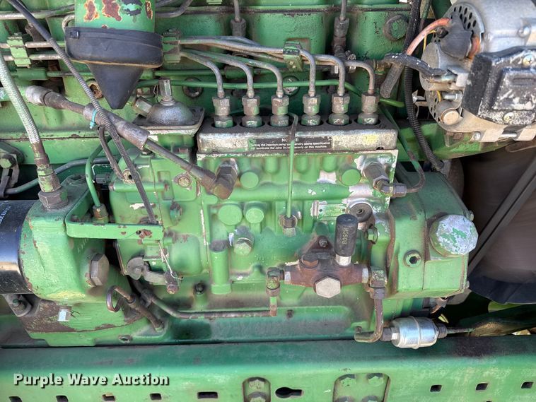 image for item DZ5322 1983 John Deere 4850 MFWD tractor