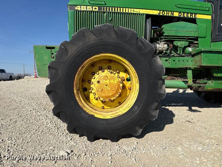 image for item DZ5322 1983 John Deere 4850 MFWD tractor