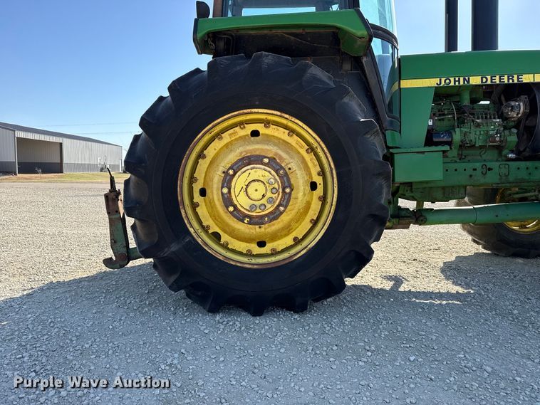 image for item DZ5322 1983 John Deere 4850 MFWD tractor