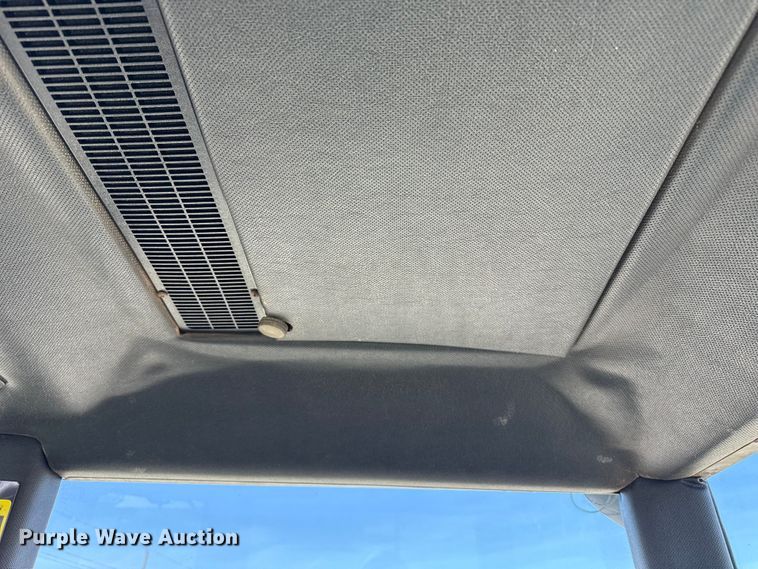 image for item DZ5323 1980 John Deere 4440 tractor