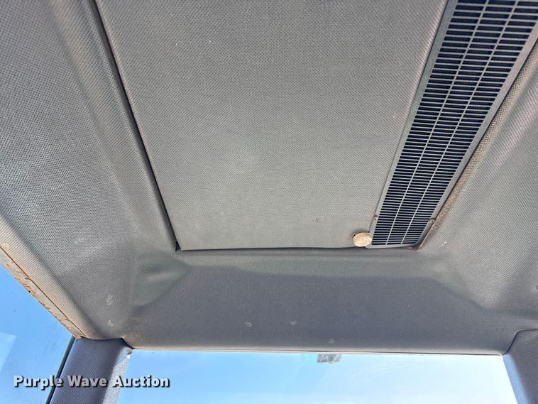 image for item DZ5323 1980 John Deere 4440 tractor