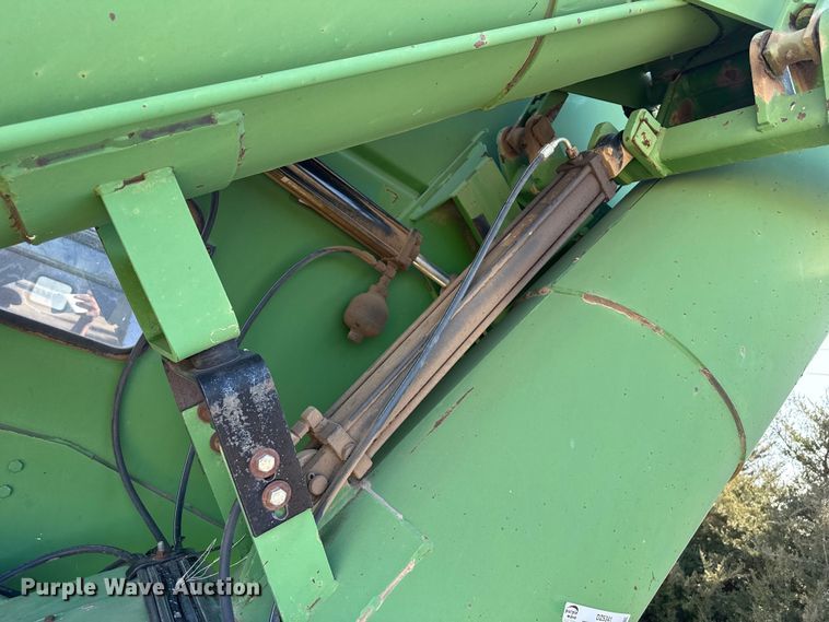 image for item DZ5341 Brent 1084 Avalanche grain cart