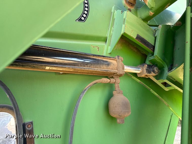 image for item DZ5341 Brent 1084 Avalanche grain cart