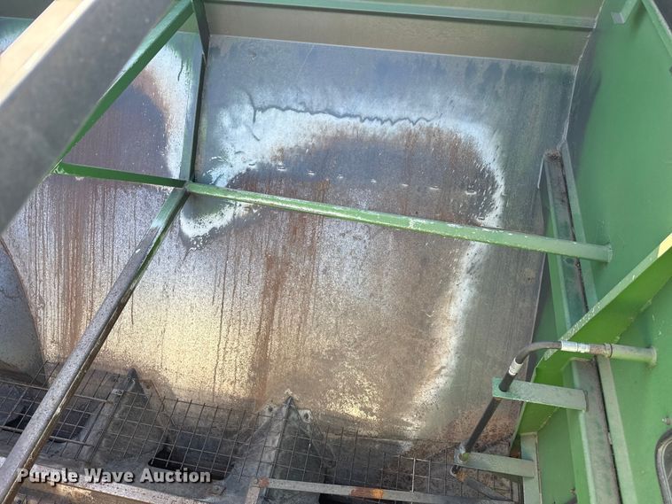 image for item DZ5341 Brent 1084 Avalanche grain cart