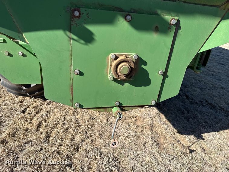 image for item DZ5341 Brent 1084 Avalanche grain cart