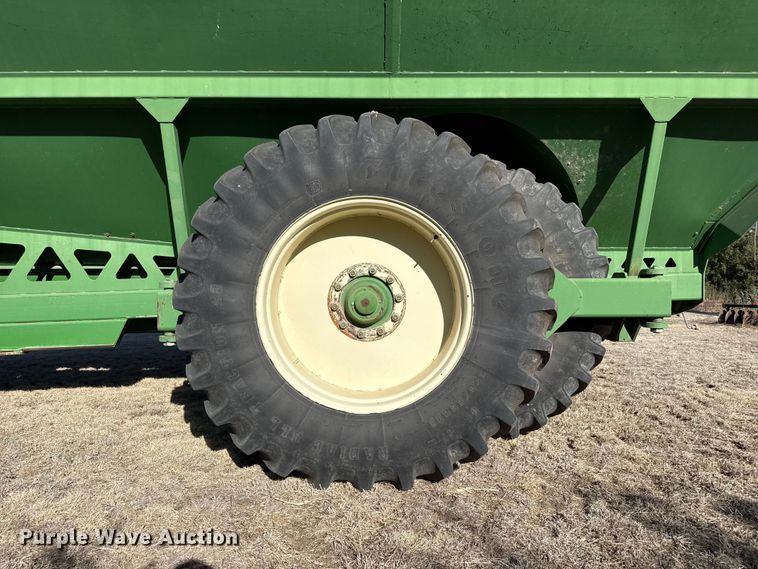 image for item DZ5341 Brent 1084 Avalanche grain cart
