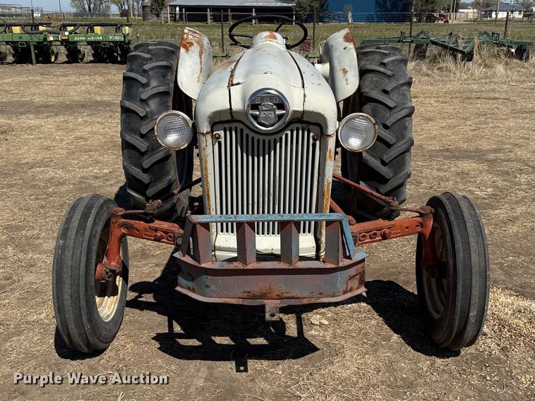 image for item DZ5345 1955 Ford 850 tractor