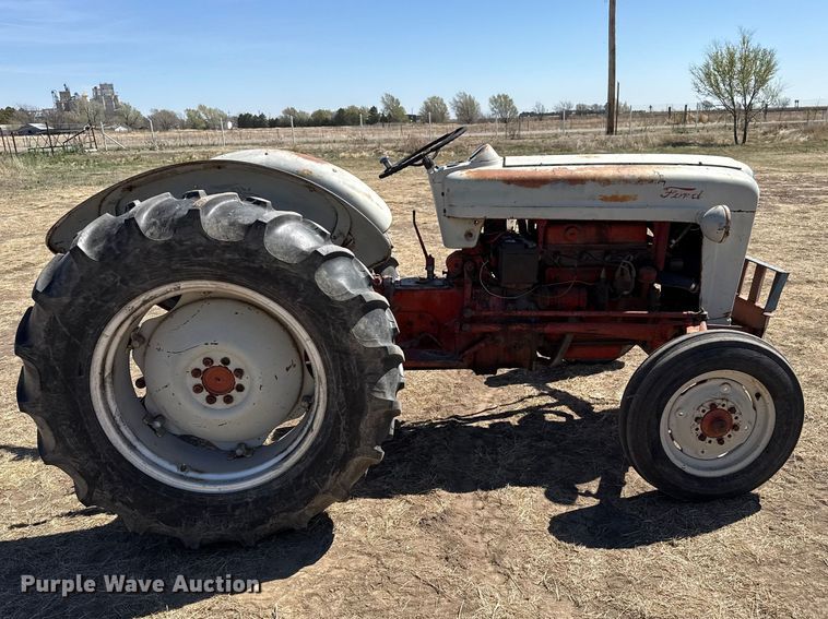 image for item DZ5345 1955 Ford 850 tractor