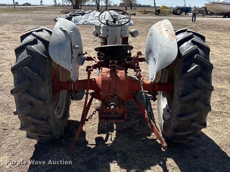 image for item DZ5345 1955 Ford 850 tractor