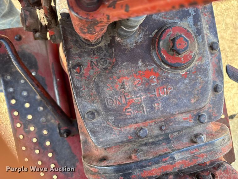 image for item DZ5345 1955 Ford 850 tractor