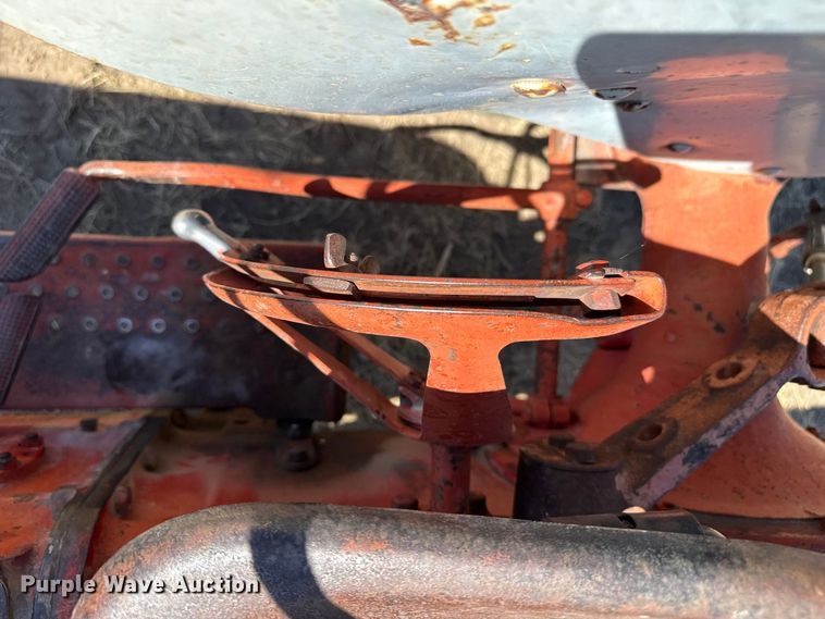 image for item DZ5345 1955 Ford 850 tractor