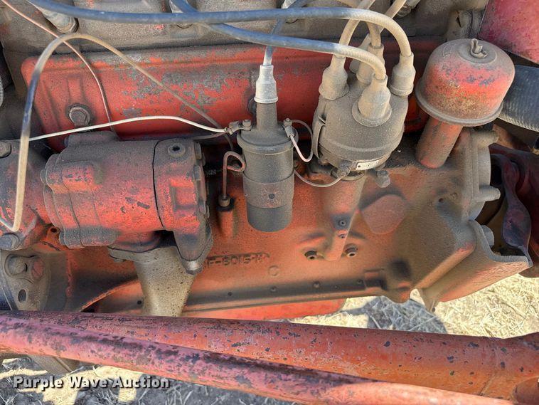 image for item DZ5345 1955 Ford 850 tractor