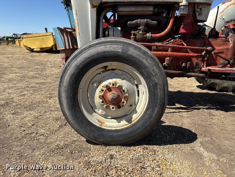 image for item DZ5345 1955 Ford 850 tractor