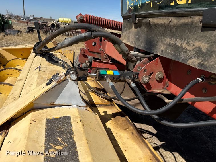 image for item DZ5346 2000 New Holland HW320 swather / windrower