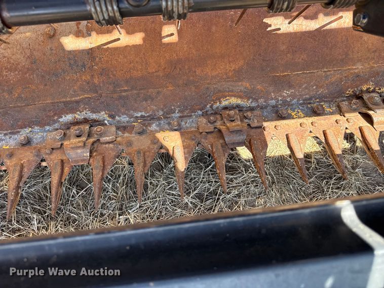 image for item DZ5346 2000 New Holland HW320 swather / windrower