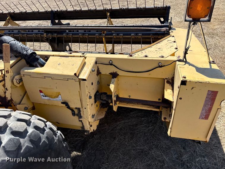 image for item DZ5346 2000 New Holland HW320 swather / windrower