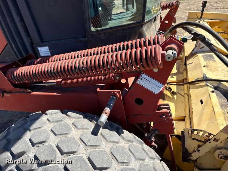image for item DZ5346 2000 New Holland HW320 swather / windrower
