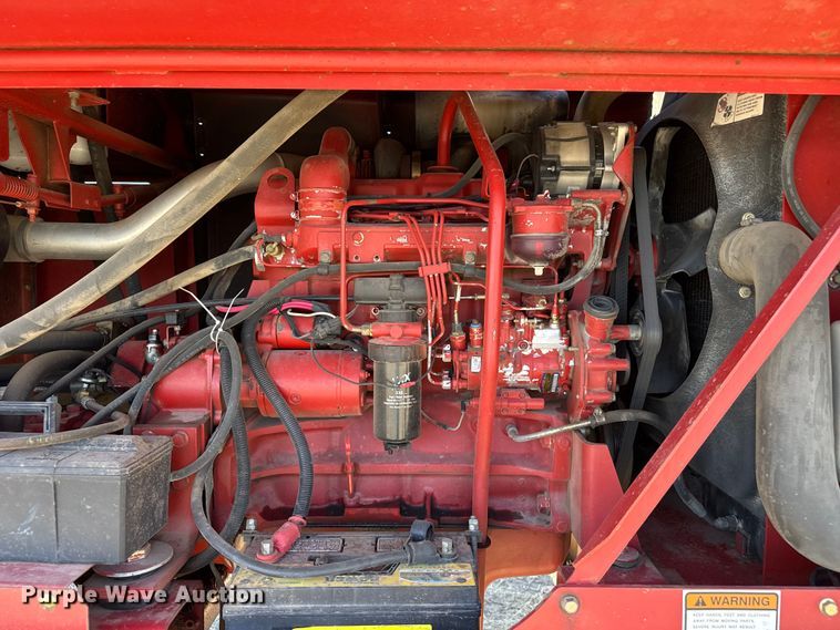 image for item DZ5346 2000 New Holland HW320 swather / windrower