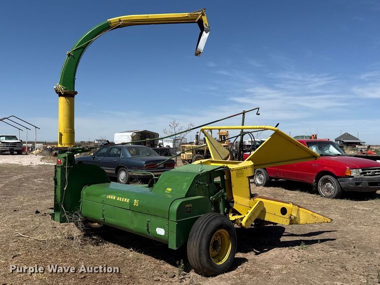 image for item DZ5347 John Deere 35 forage harvester