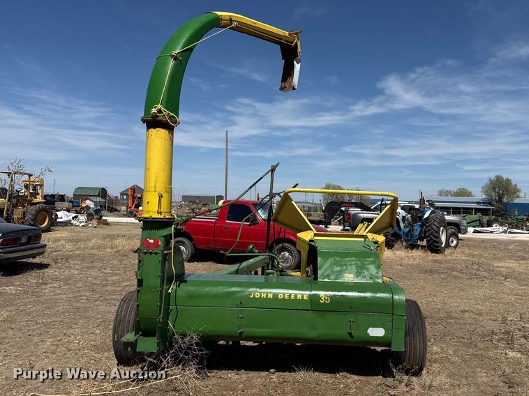 image for item DZ5347 John Deere 35 forage harvester