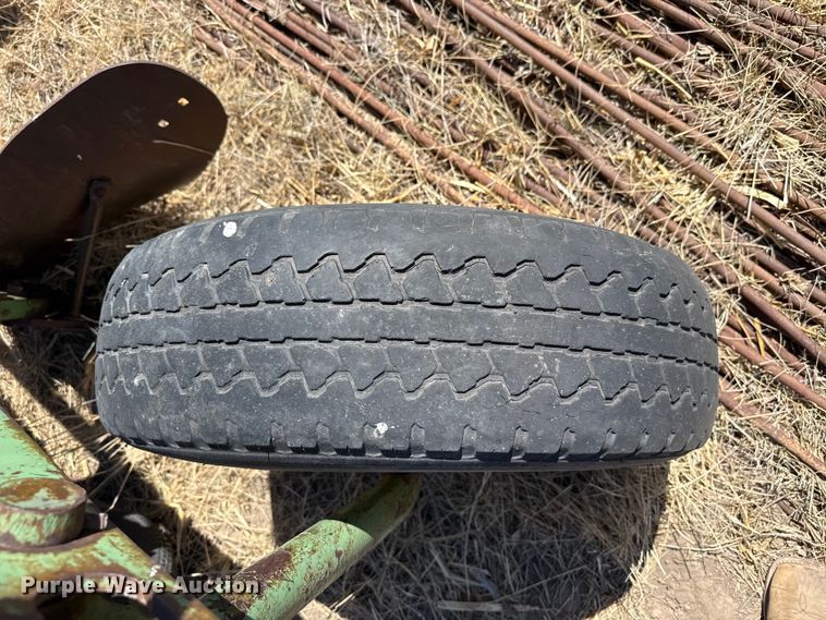 image for item DZ5348 John Deere plow