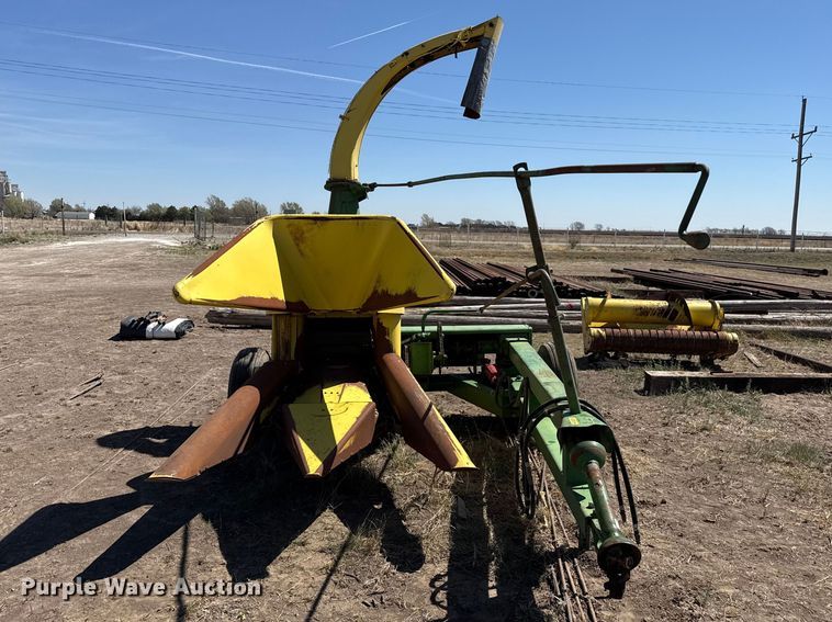image for item DZ5350 John Deere 34 forage harvester