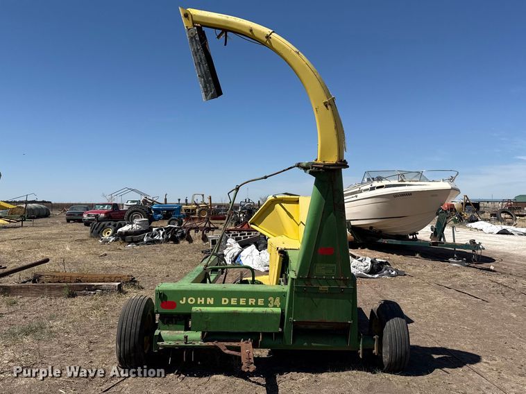 image for item DZ5350 John Deere 34 forage harvester