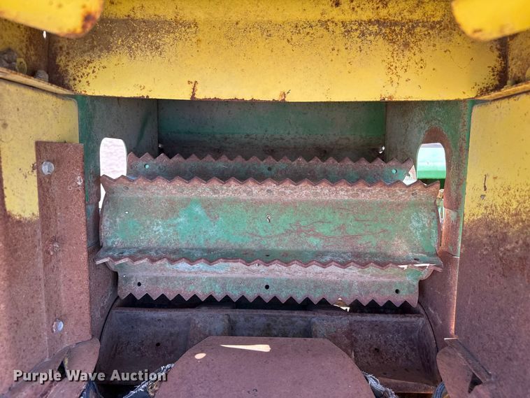image for item DZ5350 John Deere 34 forage harvester