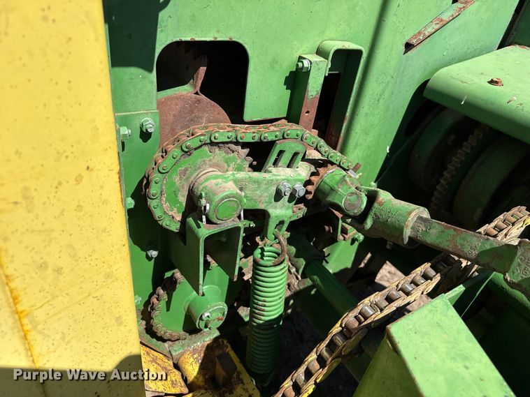 image for item DZ5350 John Deere 34 forage harvester