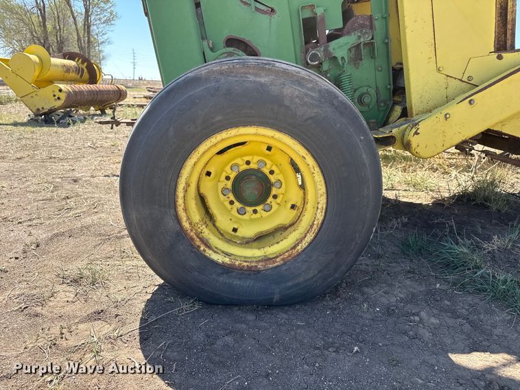 image for item DZ5350 John Deere 34 forage harvester