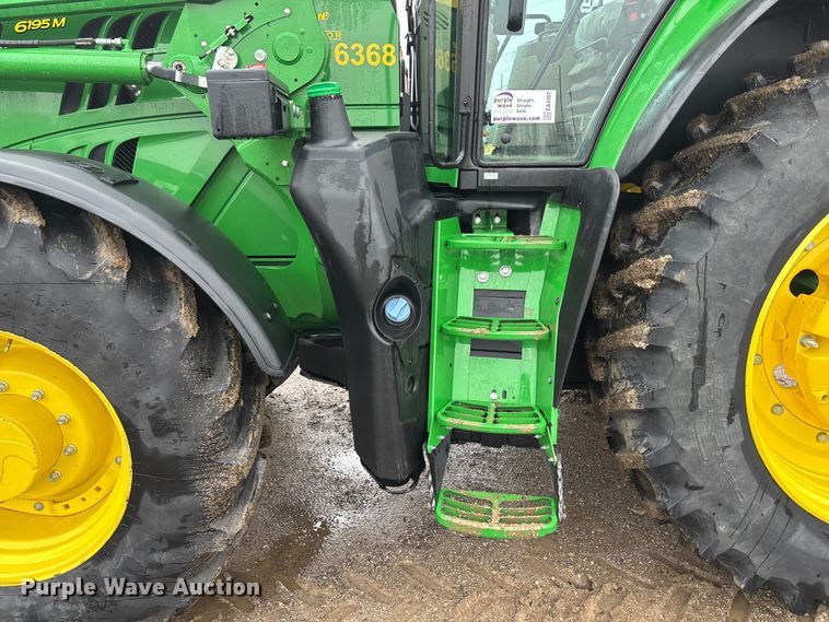 image for item EA4487 2021 John Deere 6195M MFWD tractor