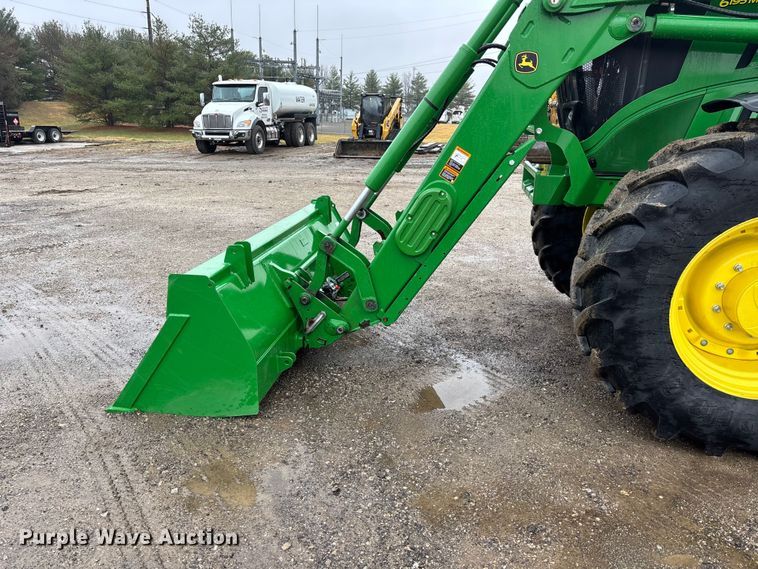 image for item EA4487 2021 John Deere 6195M MFWD tractor