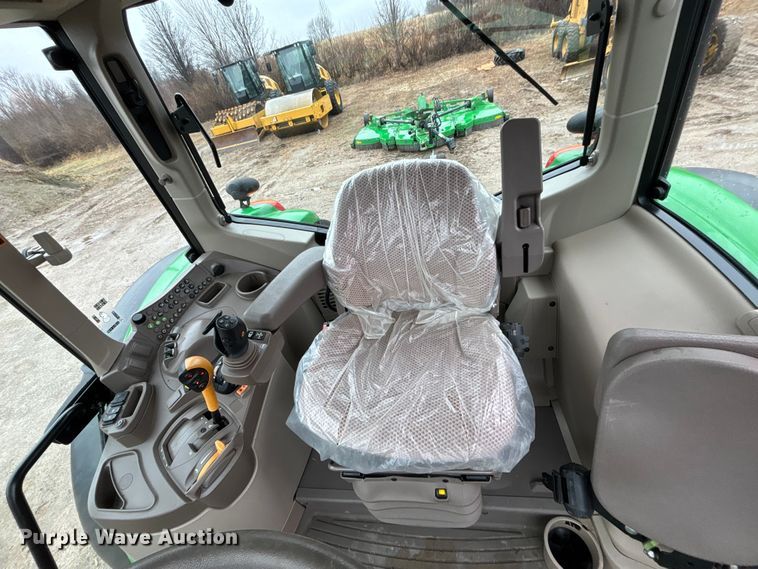 image for item EA4487 2021 John Deere 6195M MFWD tractor