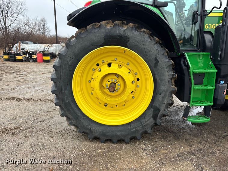 image for item EA4487 2021 John Deere 6195M MFWD tractor