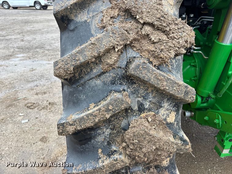 image for item EA4487 2021 John Deere 6195M MFWD tractor