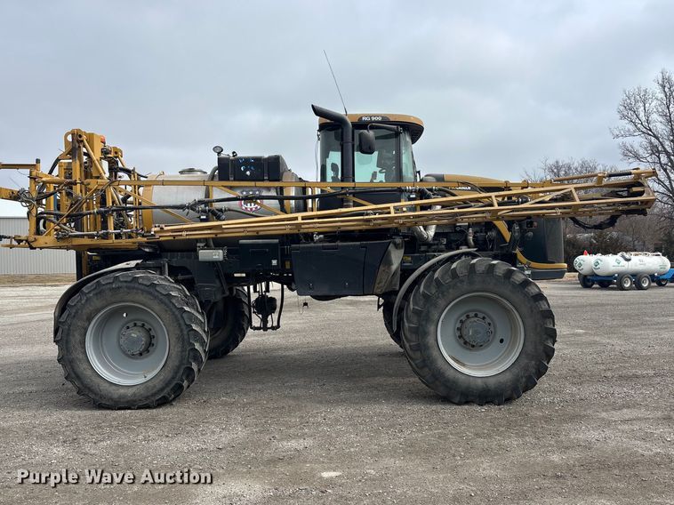 image for item EA4503 2013 AGGO RoGator 900 sprayer