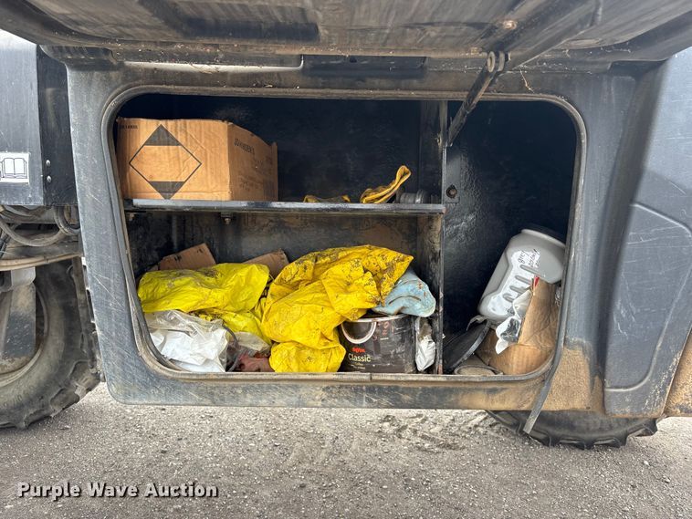 image for item EA4503 2013 AGGO RoGator 900 sprayer