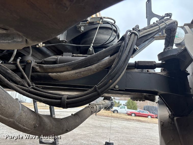 image for item EA4503 2013 AGGO RoGator 900 sprayer