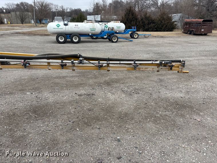 image for item EA4503 2013 AGGO RoGator 900 sprayer